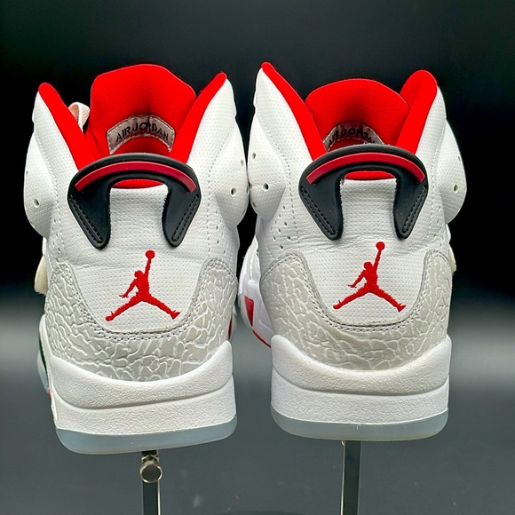 Jordan 5 retro “Son of Mars” customs🔥. Size 11. Mens. White/blk/red. - Picture 5 of 7